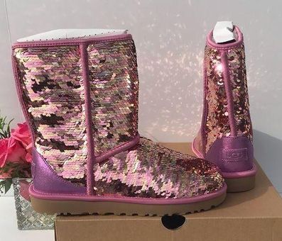 UGG Classic Short Sequin Size 8 - $149 New With Tags - From Awuraposh