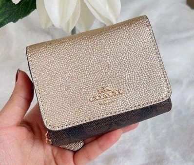 Coach signature trifold small wallet 