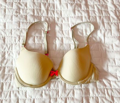 Victoria's Secret, Intimates & Sleepwear, New Victoria Secret Bra 32b