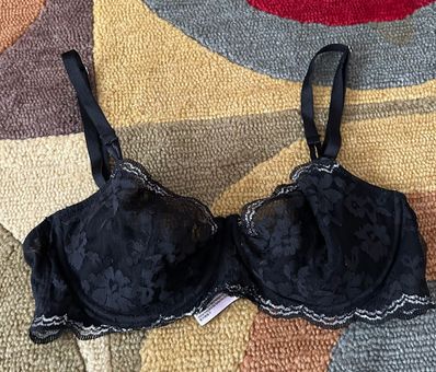Victoria's Secret Dream Angels Push Up Without Padding Black Lace Bra Size  36D - $21 - From Emily