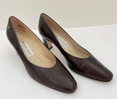 Etienne Aigner Brown Vintage Leather Heels Women s 8.5 Size