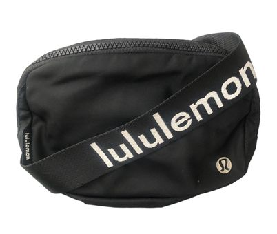NEW Lululemon Everywhere Belt Bag Black Fanny Pack purse 100