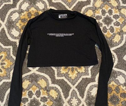 Black long sleeve cropped top