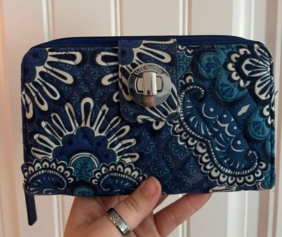 Vera Bradley RFID Turnlock Wallet