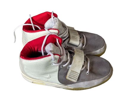 Air yeezy 2 wolf clearance grey/pure platinum