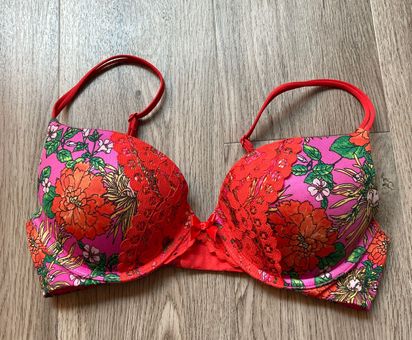 Victoria's Secret Red Floral Lace Push Up Bra Size 32C - $30 - From Tinnie