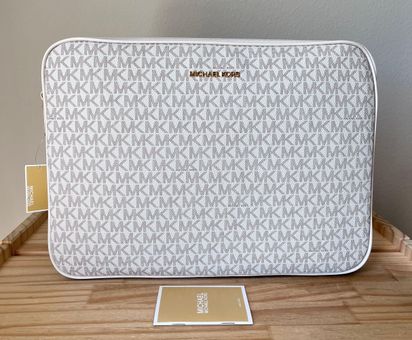 Michael Kors Womens Large Fashion Laptop Computer Case Cover Bag Light  Cream MK