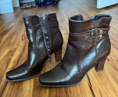 Etienne Aigner Vintage square toe block heel brown ankle boots 8.5