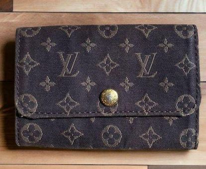 Louis Vuitton Mini Lin Key Pouch