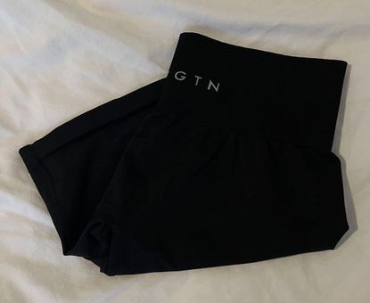 NVGTN Solid Seamless Shorts - Black