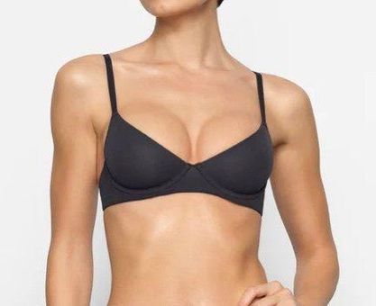 SKIMS KIM KARDASHIAN FITS EVERYBODY UNLINED UNDERWIRE BRA 32DD