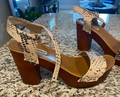 Steve madden clearance wooden heel