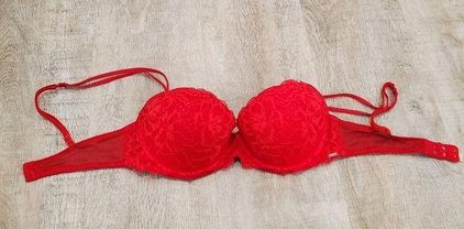 Stylish Victoria Secret Pink Push up Bra - Size 32D