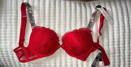 Victoria's Secret Bombshell Push-up Bra Red Size 34 A - $16 (77% Off  Retail) New With Tags - From Helen