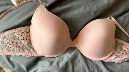 Jessica Simpson Bra Pink Size 38 C - $13 (45% Off Retail) - From