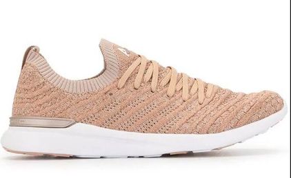 APL ATHLETIC PROPULSION LABS Techloom Wave low top sneakers Rose