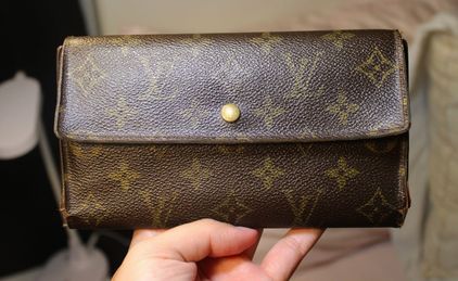 Louis Vuitton 2000 Wallet