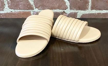 Tkees NEW Caro Sandals Tan Size 5 50 From Jessica