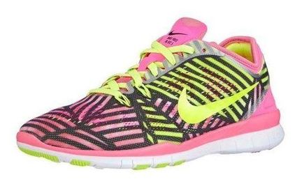 Pink and lime green clearance nike shoes