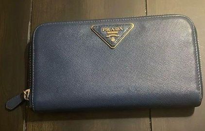 Prada zippy cheap wallet