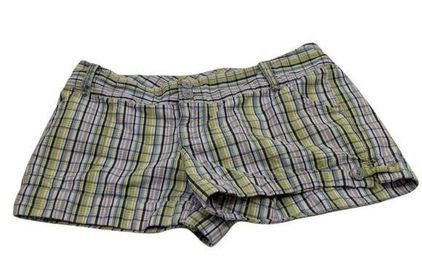 Mossimo Supply Co Women's . Size 9 100% Cotton Plaid Shorts B77 - $12 -  From Diane