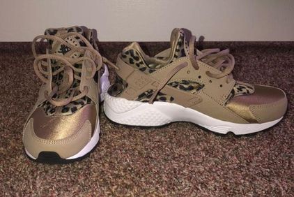 Nike Leopard Print Air Huarache Size 6.5 - $88 (41% Off Retail) - From  Courtney