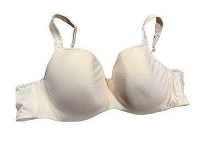 Cacique womens ivory satin lightly lined Balconette bra sz 46B - $25 - From  Heather