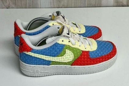 Nike Air Force 1 LV8 (GS) in White - Size 6.5