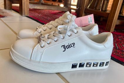 Stylish Juicy Couture White Sneakers - Size 9