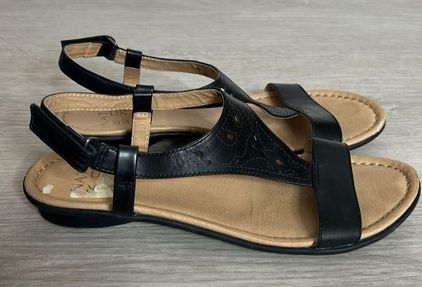 Naturalizer | Shoes | Free Naturalizer Amabella Black Leather Sandals |  Poshmark