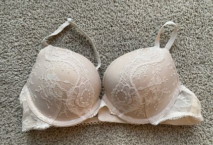 Victoria's Secret Dream Angels Push-up bra Tan Size 34 B - $13 (73% Off  Retail) - From MaryJo