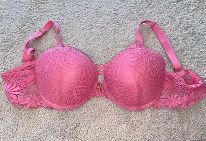 Juicy Couture Intimates -36C- Pink Lace Sexy Push-Up Underwire Bra