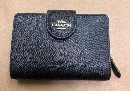 COACH Medium Leather Corner Zip Wallet in Black - Gold, Style No. 6390,  Gold/Black, Coach Medium Leather Corner Zip Wallet