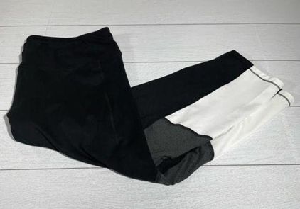 Just My Size Black White Mesh Panel Cropped Athletic Leggings Size 1X - $19  - From Brilliant