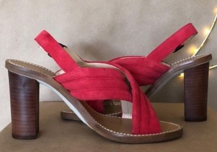 J crew store red sandals