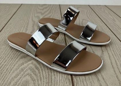 Aerosoles Clovis Two Strap Slip on Sandals 10 Metallic Silver