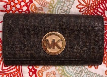 Michael Kors Brown Monogram Wallet  Monogram wallet, Wallet, Michael kors  wallet black