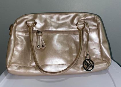 Kim Rogers Crossbody Strap Handbags | Mercari