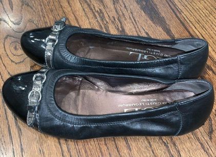 AGL Atillio Giusti Leombruni Cap Toe Ballet Flats Black Size