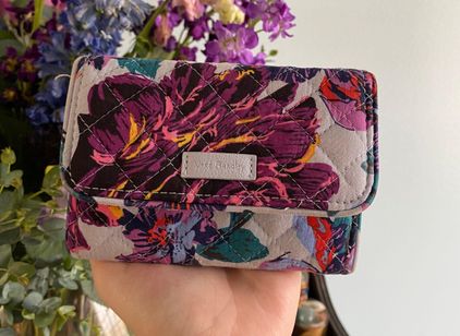 Vera Bradley sale: Shop bags, wallets and more at 50% off