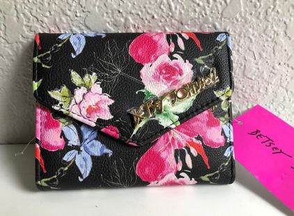 Betsey johnson wallets amazon clearance