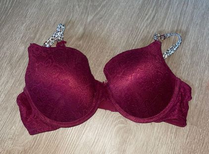 No Boundaries Floral Red Lace Bra Size 36 D - $7 - From Hannah