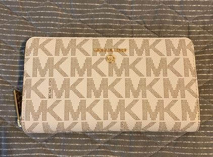 Michael Kors - Jet Set Charm Wallet