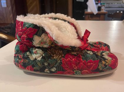 Christmas House Shoes