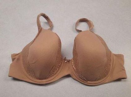 Soma Embraceable Full Coverage Lace Trim Bra 40C Size undefined - $21 -  From Ashley