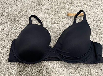 SKIMS Bra Black Size 38 C - $35 New With Tags - From chic