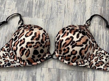 Victorias Secret Miraculous Plunge Bra