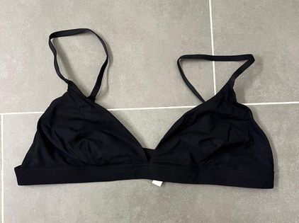 Aritzia Talula Bralette Black Size M - $14 (44% Off Retail) - From Alyssa