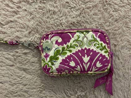 Vera Bradley RFID Turnlock Wallet in Soft Sky Paisley - Handbags & Purses |  Hallmark