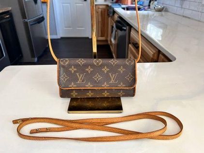 Authentic LOUIS VUITTON Monogram Canvas Twin Pochette PM Crossbody bag,  Women's Fashion, Bags & Wallets, Purses & Pouches on Carousell